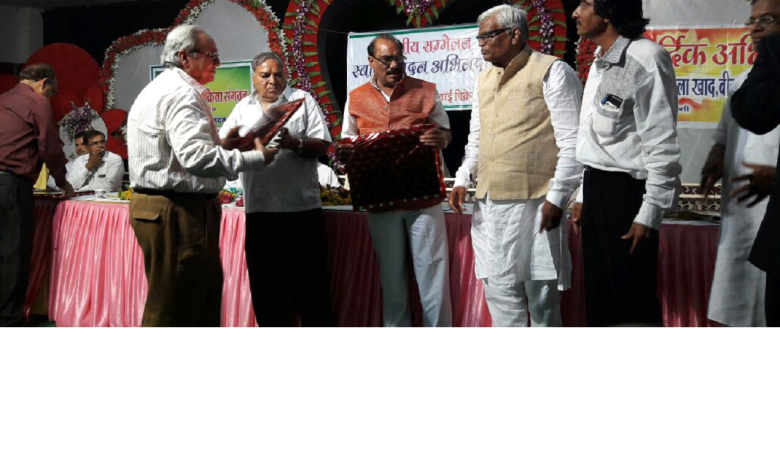 Heartwarming Get-Together Strengthens Farmer-Dealer
